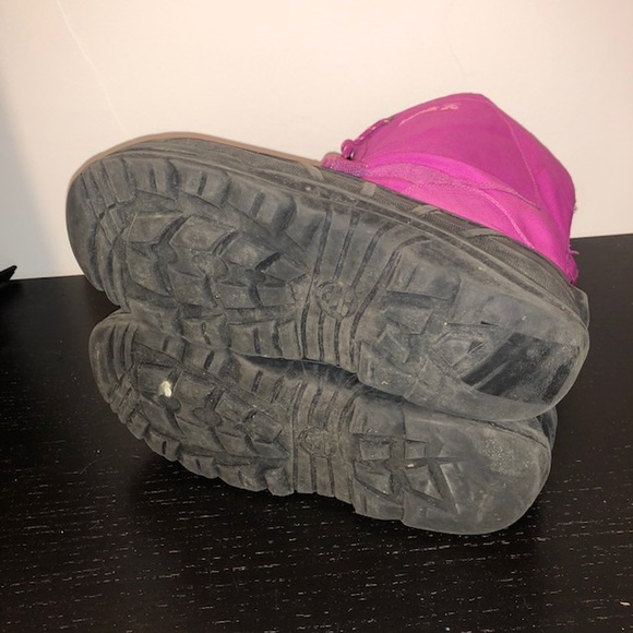 Kamik winter and snow boots size 5 youths - Picture 4 of 7